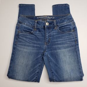 American eagle outfitters skinny jean in size 0